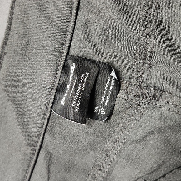 Prana Shorts 34x7 inseam - Picture 3 of 4